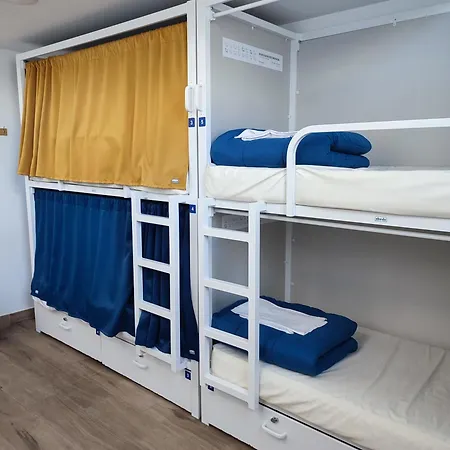 Sp 55 By Bossh! Hostal